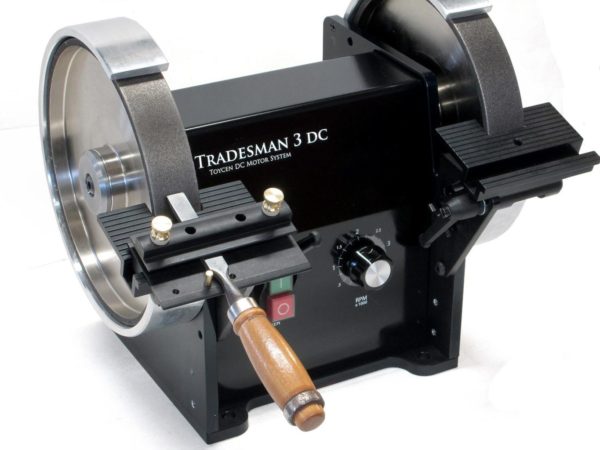 Tradesman 8" DC Variable Speed Bench Grinder - Wheels Not Included - Image 3